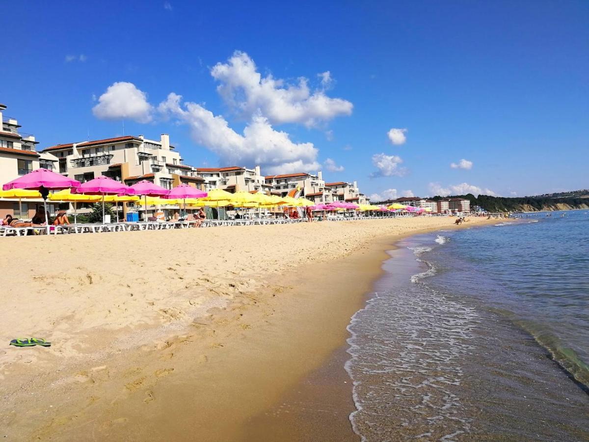 Апартаменти Атеа На Плажа - Apartments Atea On The Beach Obzor Buitenkant foto
